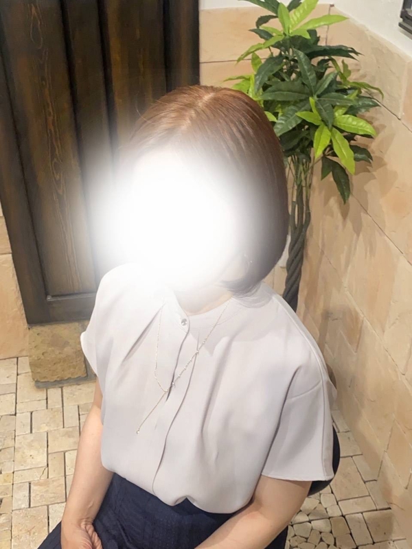 ももな